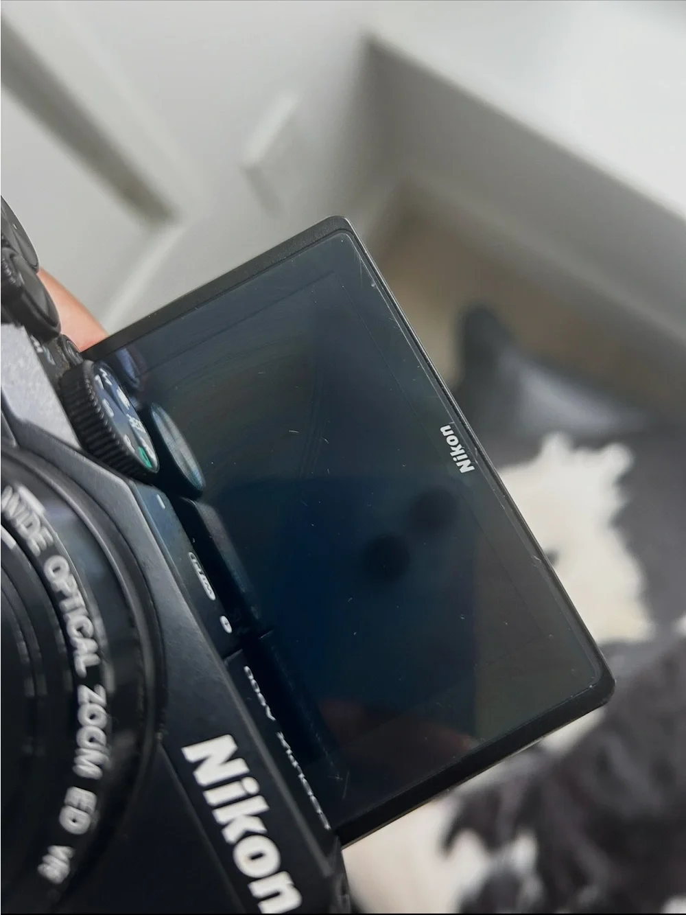 Nikon Coolpix A900